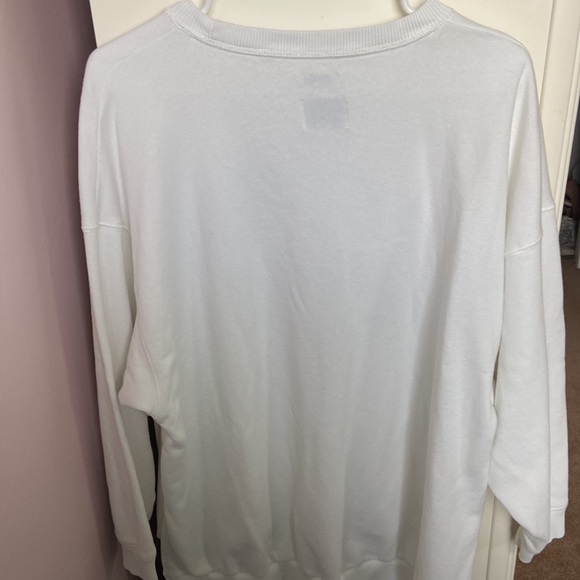 Size Medium Oversized Cozy White American Eagle Crew Neck - Picture 4 of 5